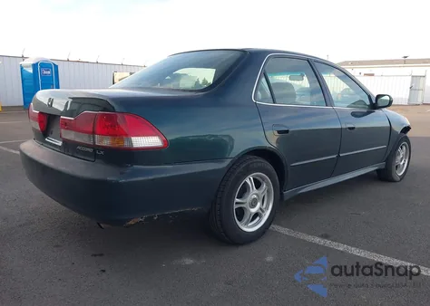 2001 Honda Accord 2.3 Lx z USA, uszkodzony, nr VIN JHMCG56461C008523